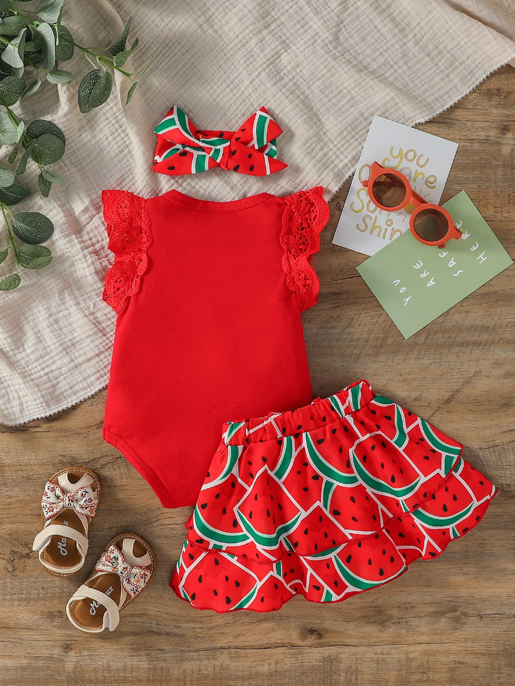 Conjunto Infantil Melancia – Verão | Sem Mangas | Look Fofo para Passeio e Férias (3–24 meses)