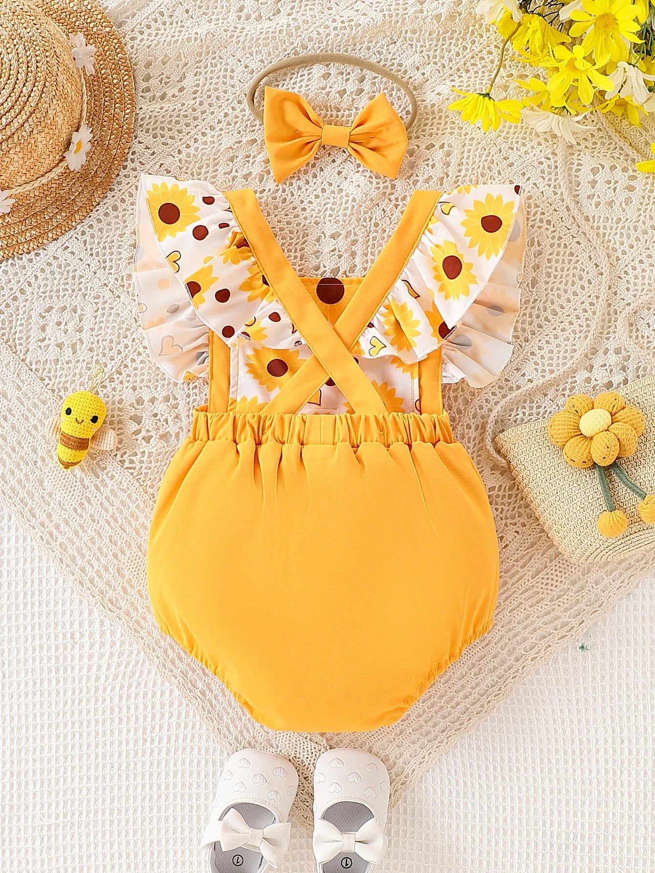 Macacão Bebê Menina Floral com Laço + Acessório de Cabelo | Conjunto Verão Delicado