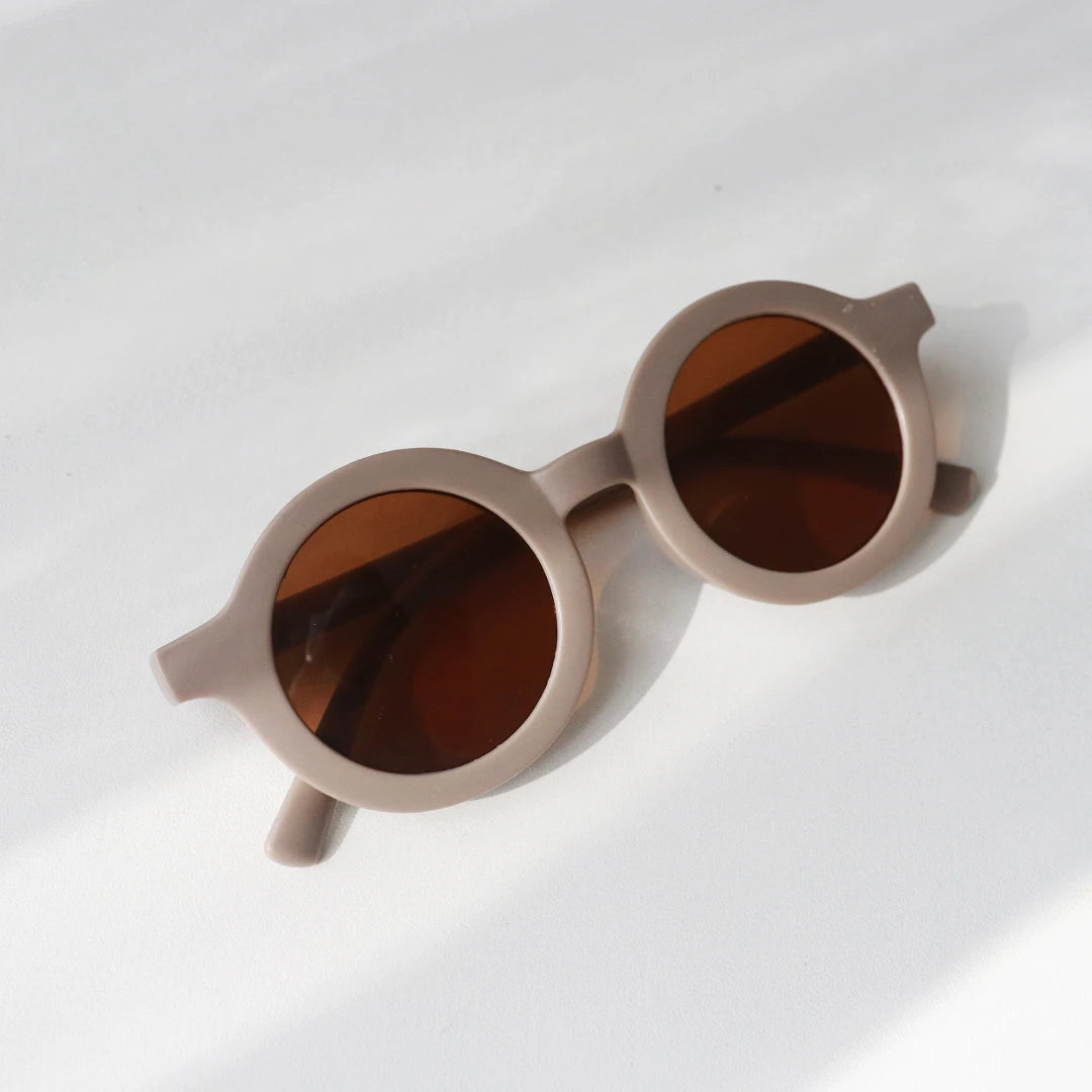 Óculos de Sol Infantil Fofo | Acessório para Bebês e Crianças | Proteção e Estilo para Fotos e Passeios