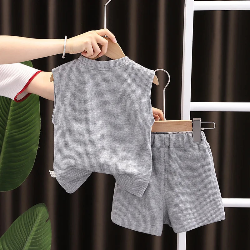 Conjunto Infantil 2 Peças – Regata + Shorts | Conforto para os Dias Quentes