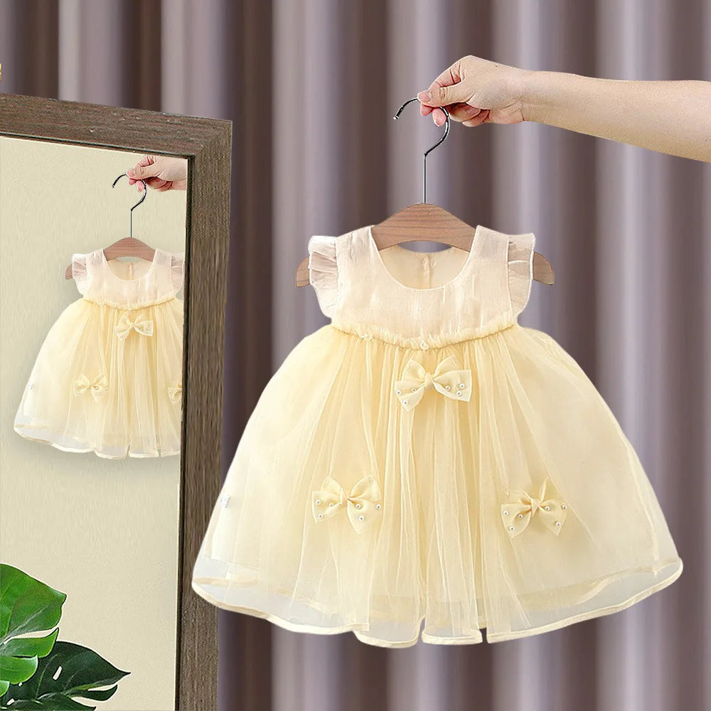 Vestido Infantil Princesa Nuvem – Com Laço, Tule Macio e Manga Borboleta (Importado)